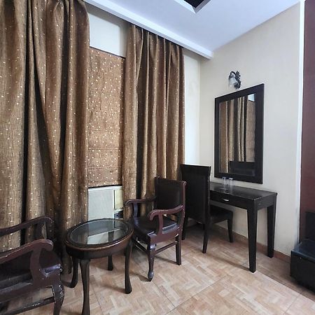Hotel Mid Town Delhi  Extérieur photo