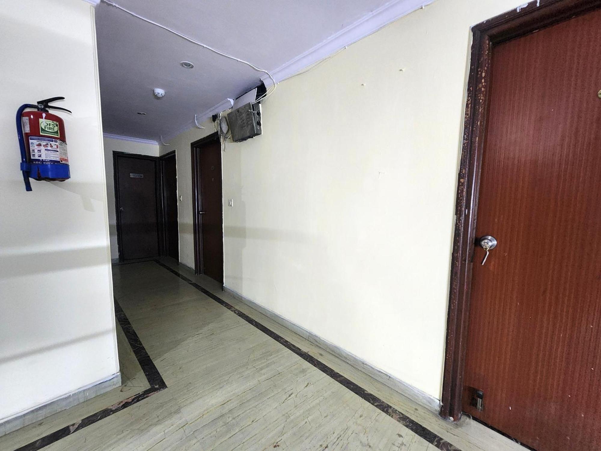 Hotel Mid Town Delhi  Extérieur photo
